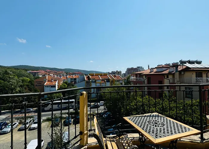 Amadeus I B31 Sunny * Slantchev Briag